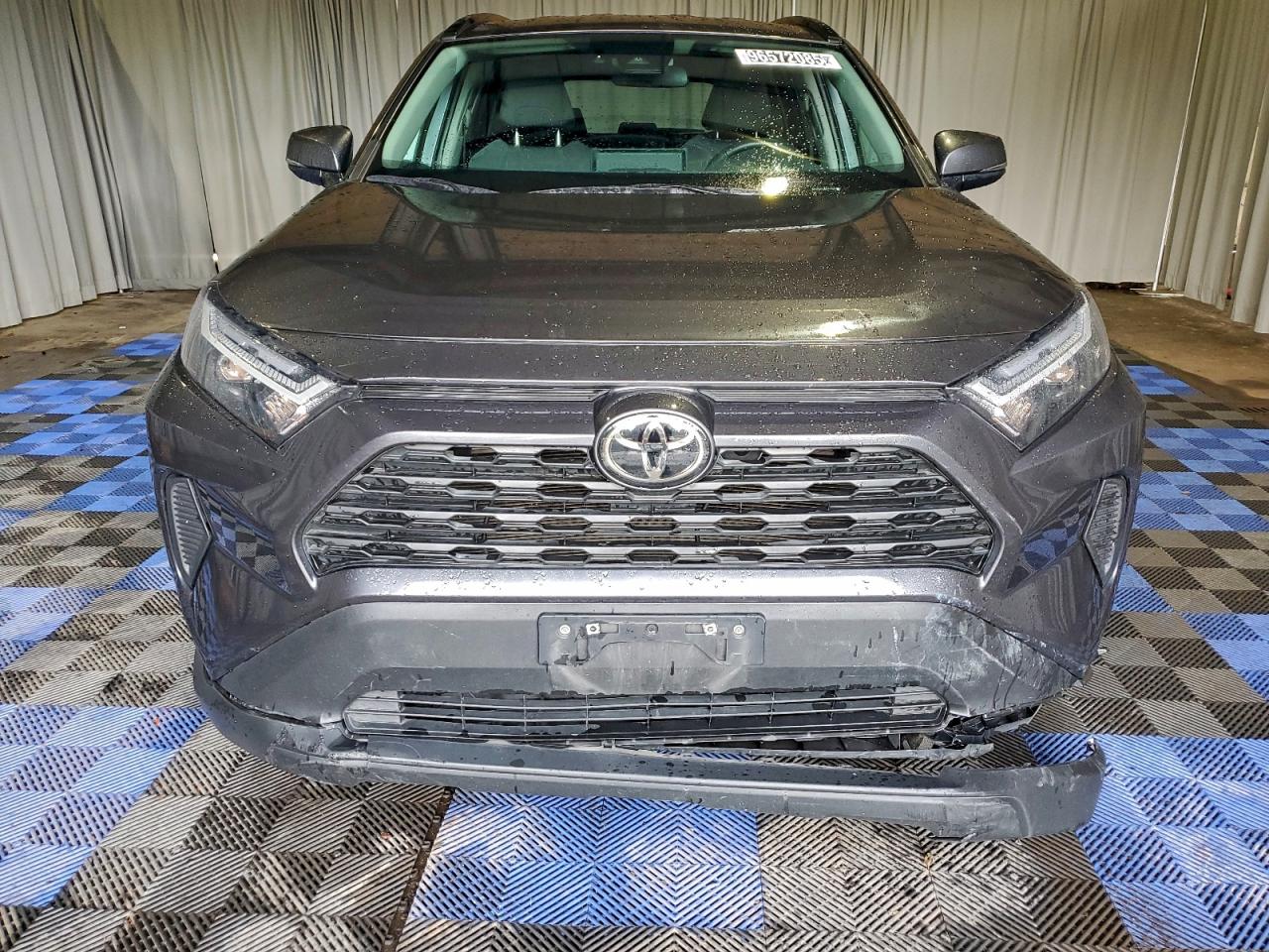 2024 TOYOTA RAV4 XLE photo 5