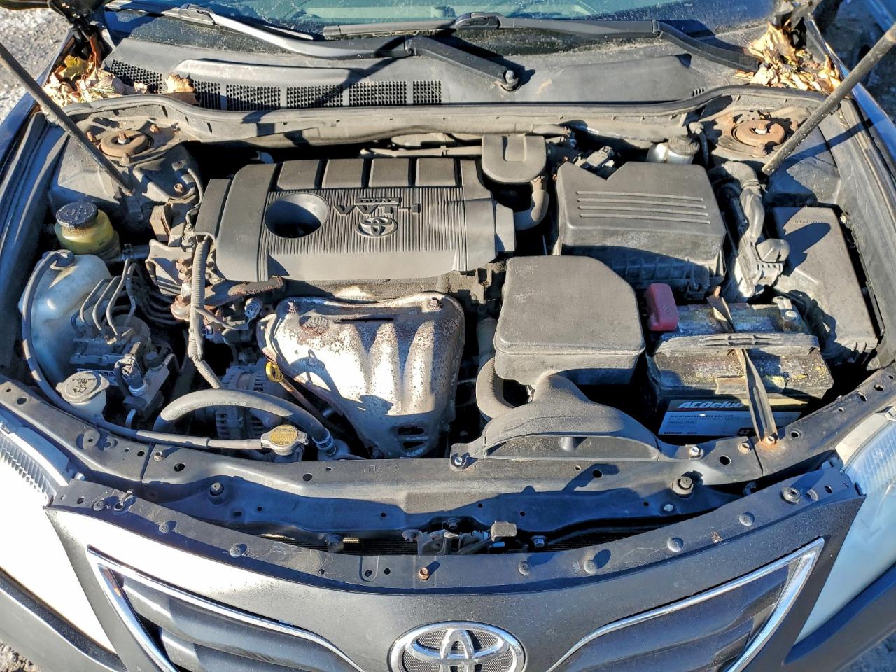 2010 TOYOTA CAMRY BASE photo 11