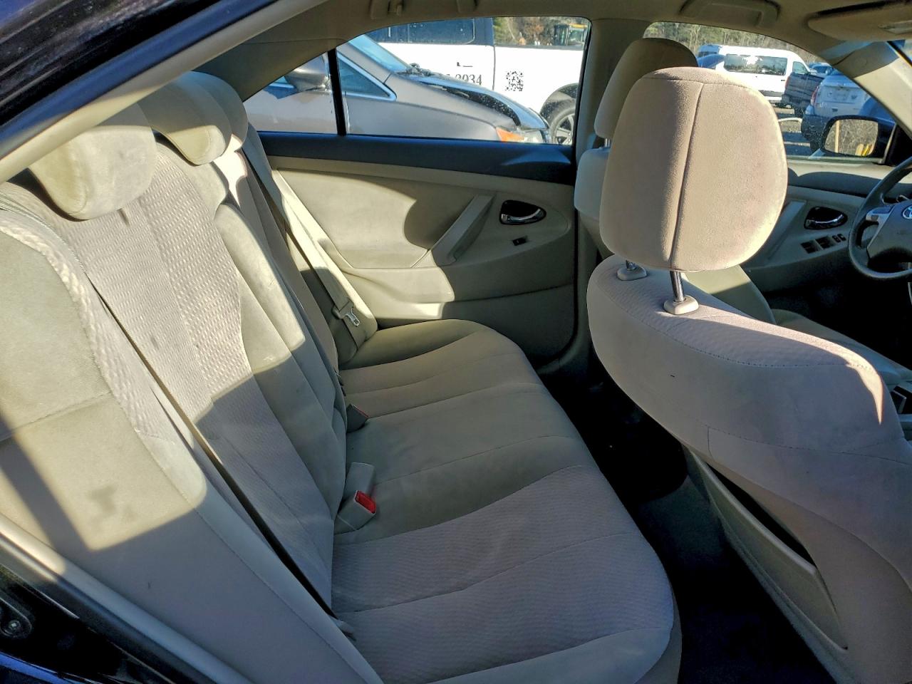 2010 TOYOTA CAMRY BASE photo 10