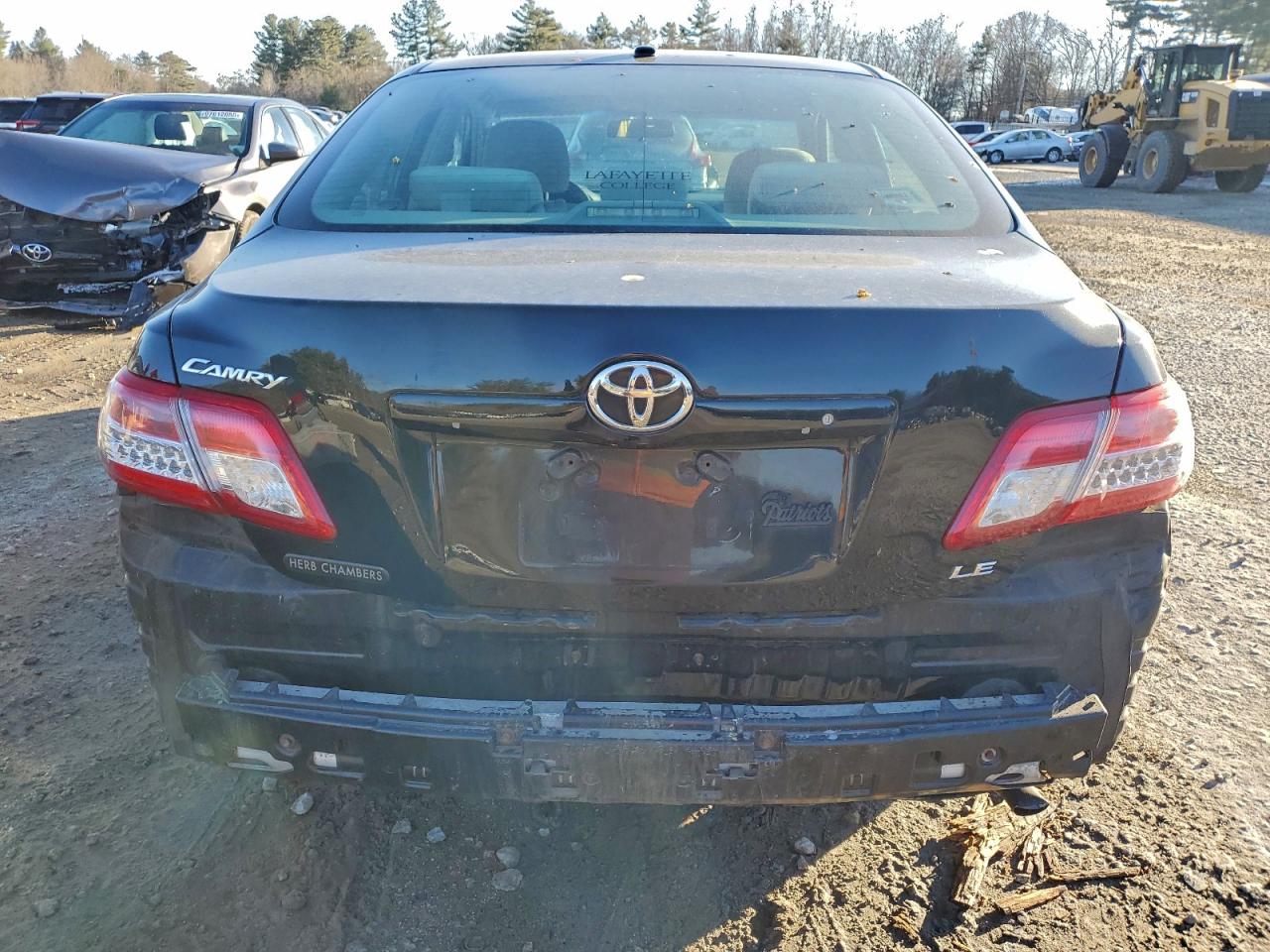 2010 TOYOTA CAMRY BASE photo 6