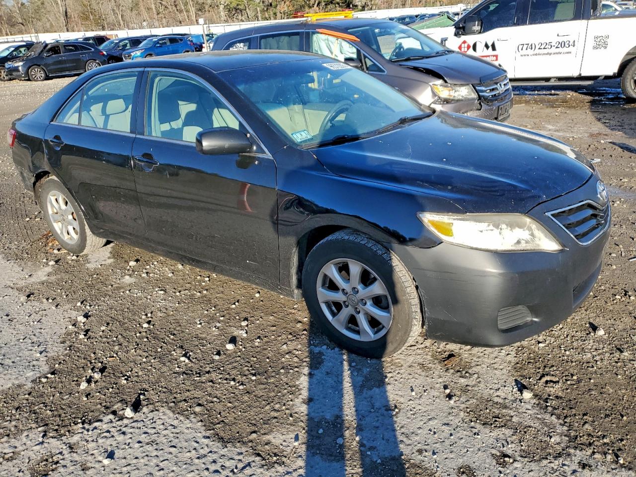2010 TOYOTA CAMRY BASE photo 4