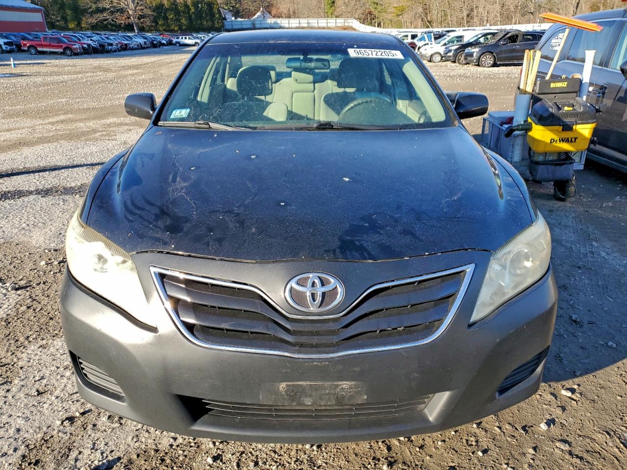 2010 TOYOTA CAMRY BASE photo 5