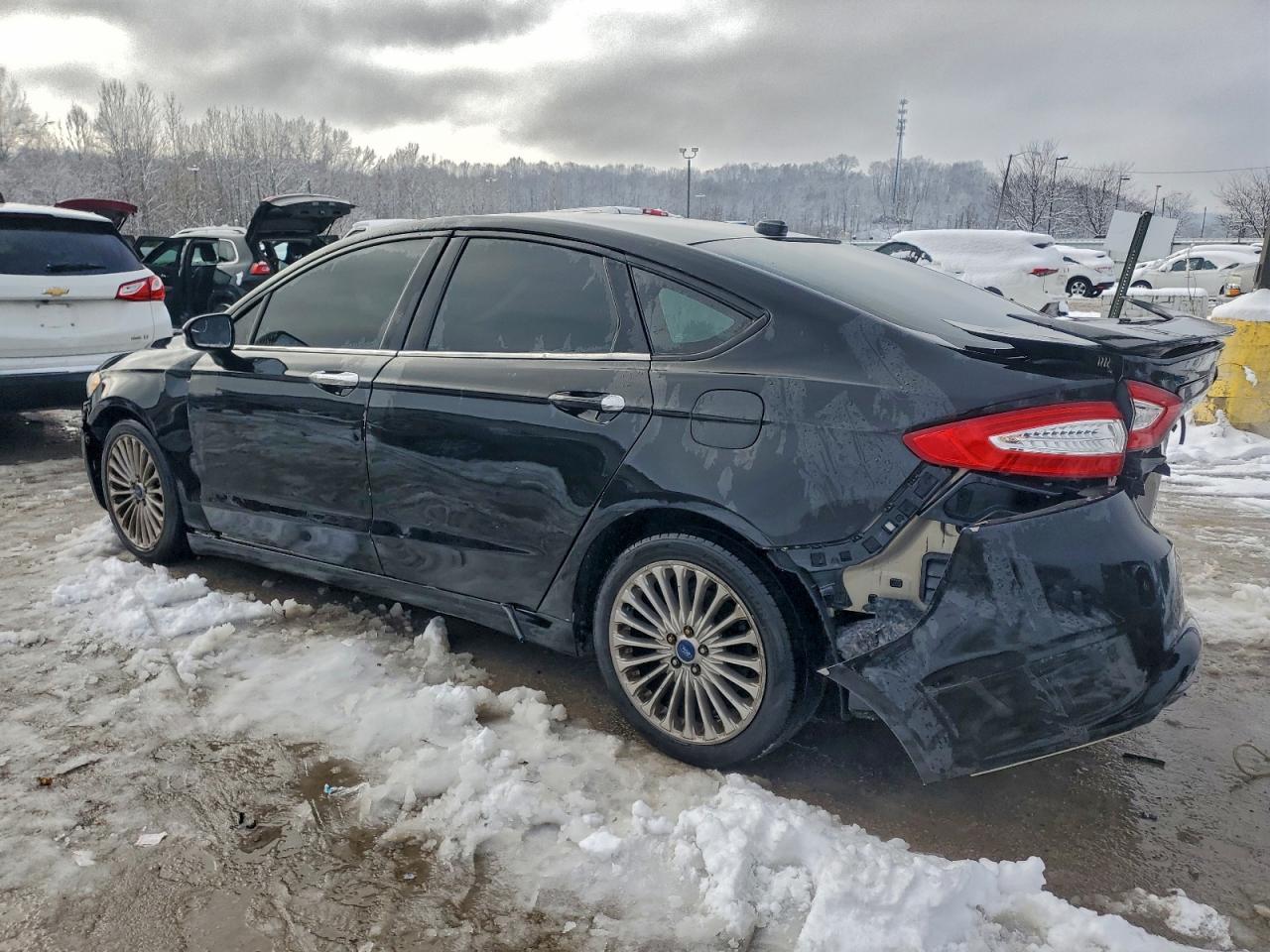 2015 FORD FUSION TITANIUM photo 2