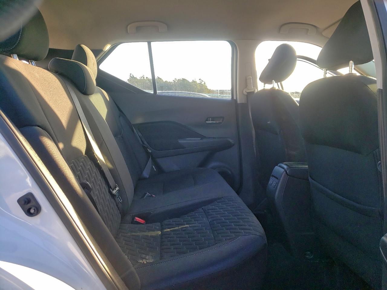 2021 NISSAN KICKS SV photo 11