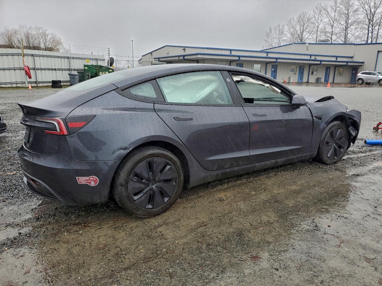 2024 TESLA MODEL 3 photo 3