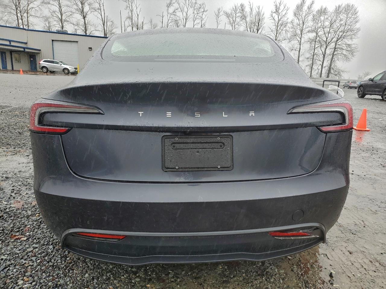 2024 TESLA MODEL 3 photo 6