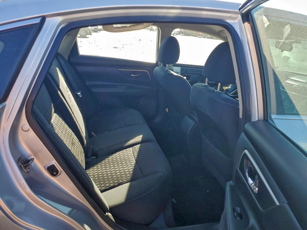 2017 NISSAN ALTIMA 2.5 photo 10