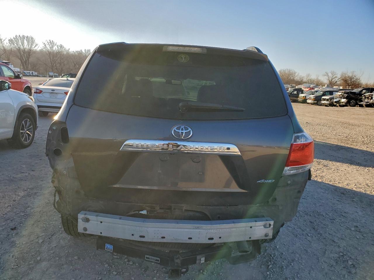 2013 TOYOTA HIGHLANDER LIMITED photo 6