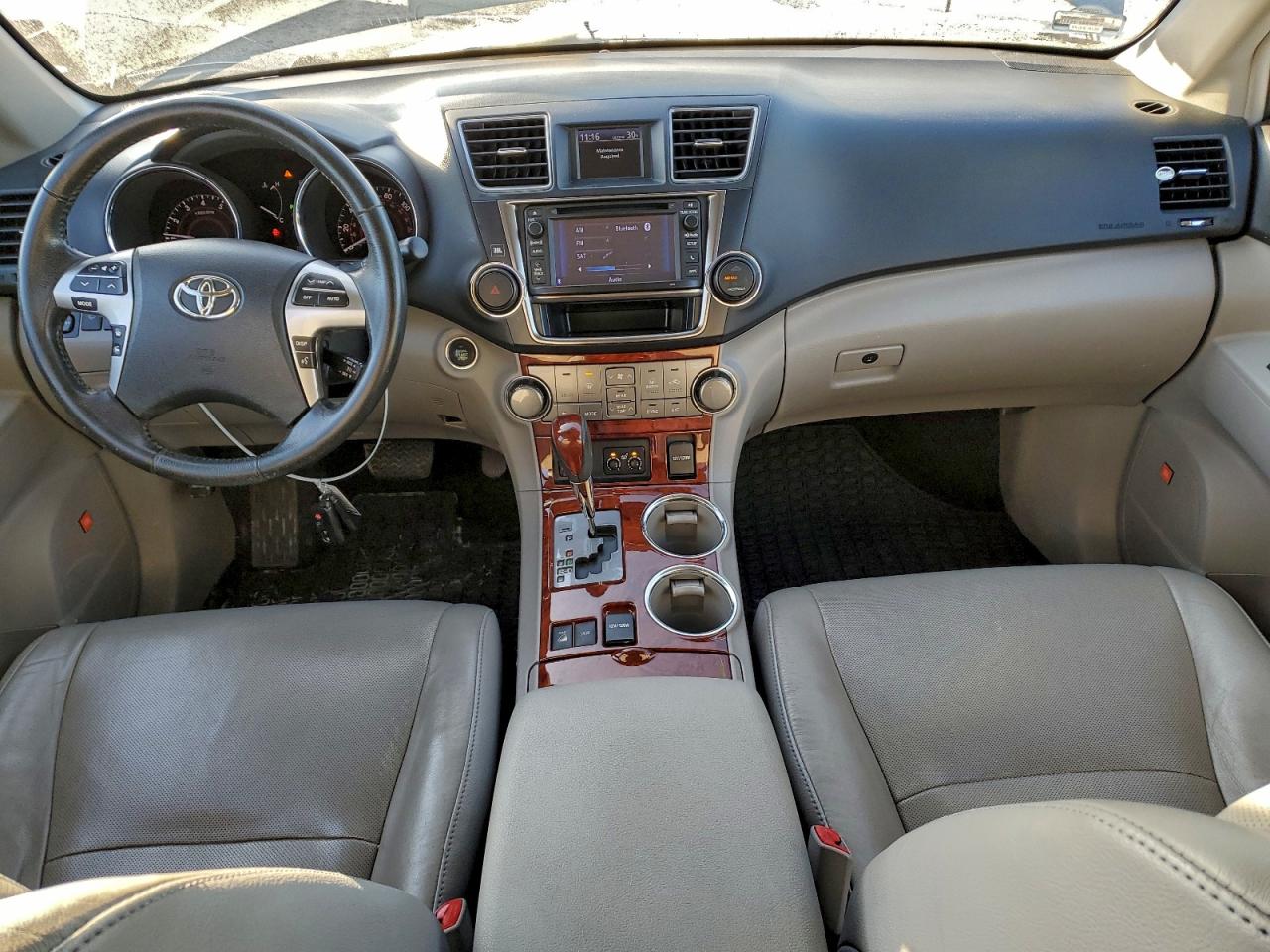 2013 TOYOTA HIGHLANDER LIMITED photo 8