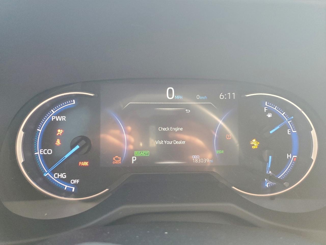 2021 TOYOTA RAV4 XSE photo 9