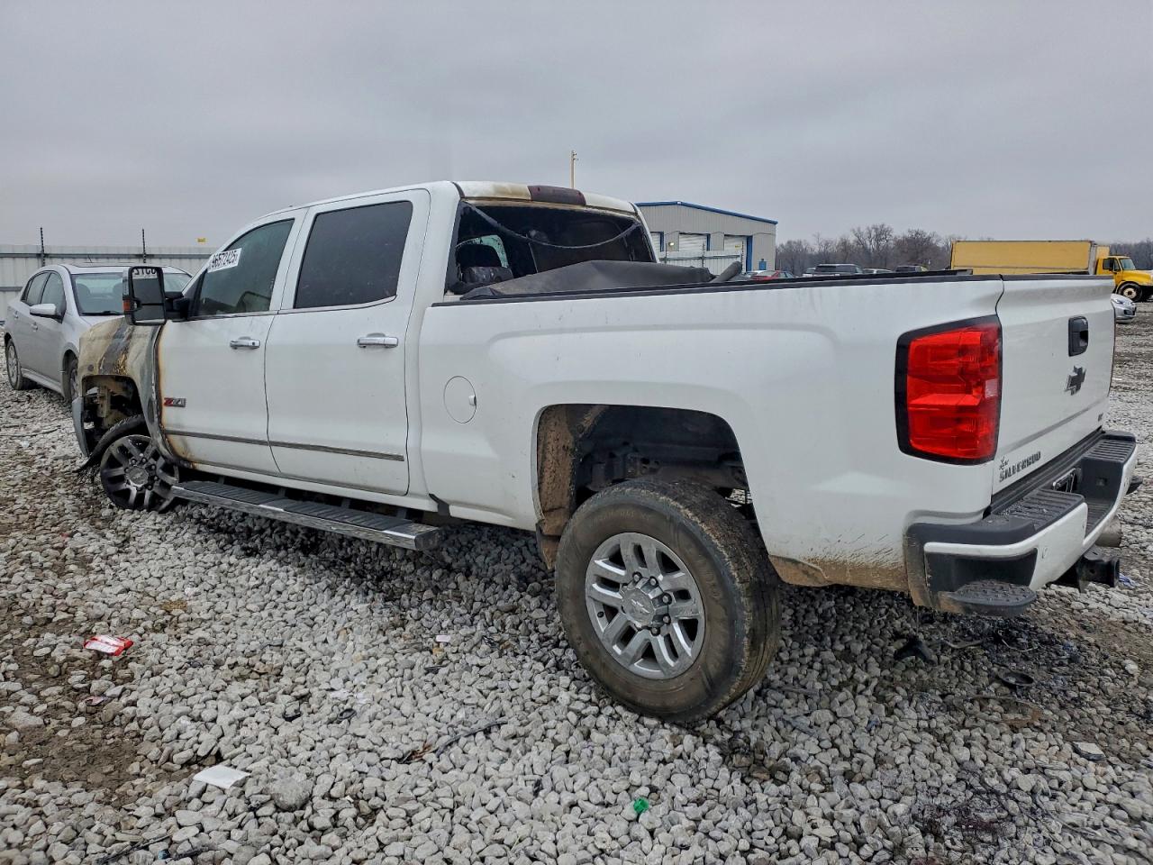 2019 CHEVROLET SILVERADO K3500 LTZ photo 2