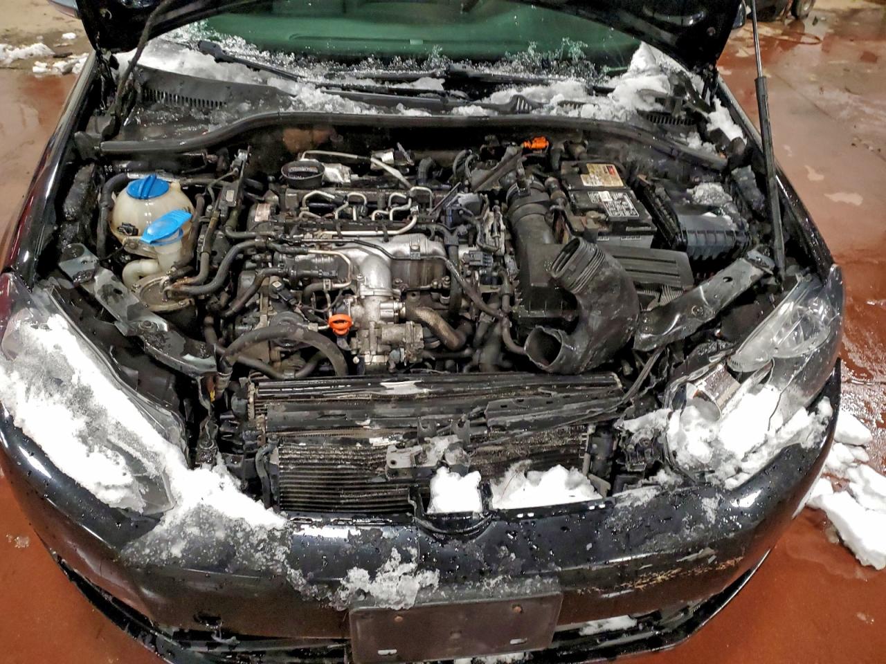 2012 VOLKSWAGEN JETTA TDI photo 12