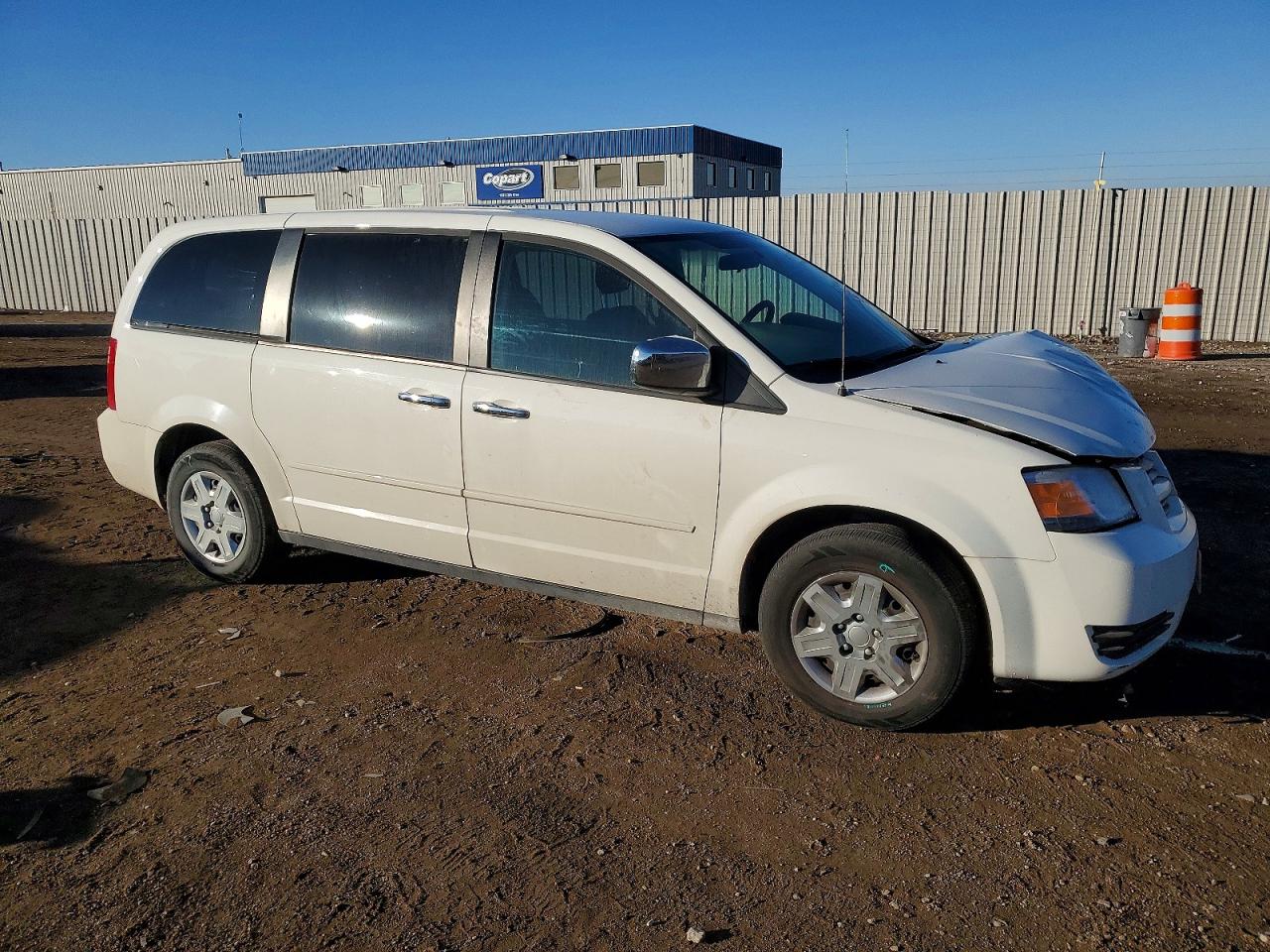 2010 DODGE GRAND CARAVAN SE photo 4