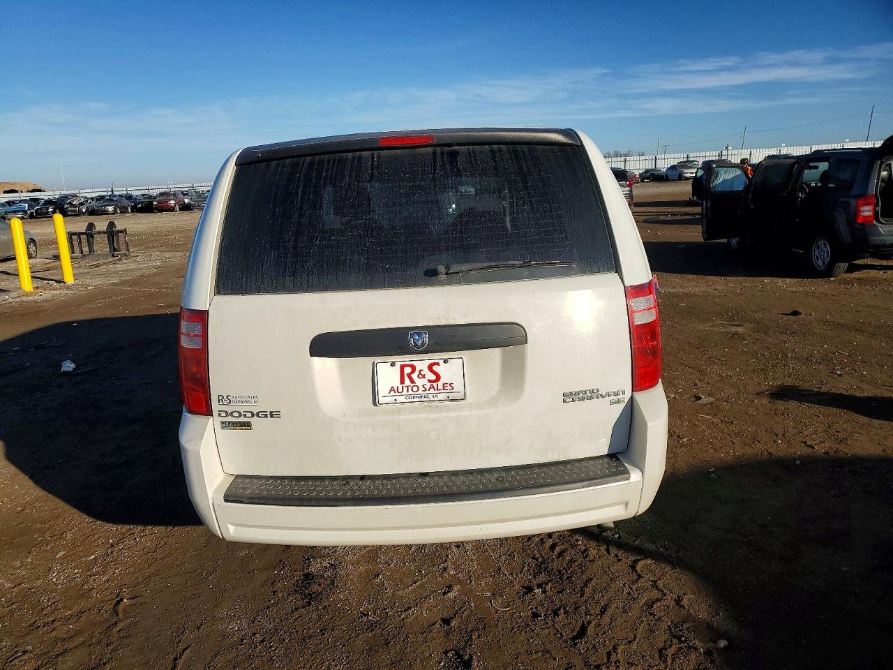 2010 DODGE GRAND CARAVAN SE photo 6