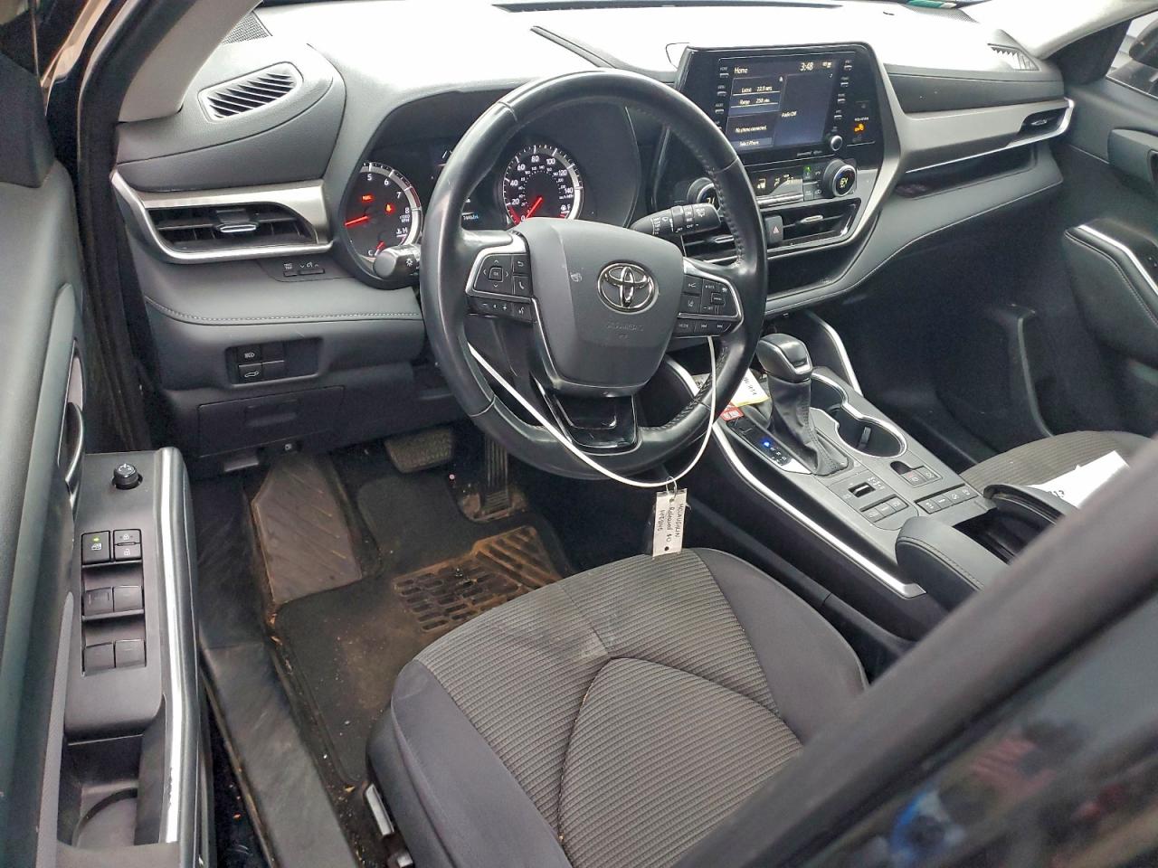 2021 TOYOTA HIGHLANDER L photo 8