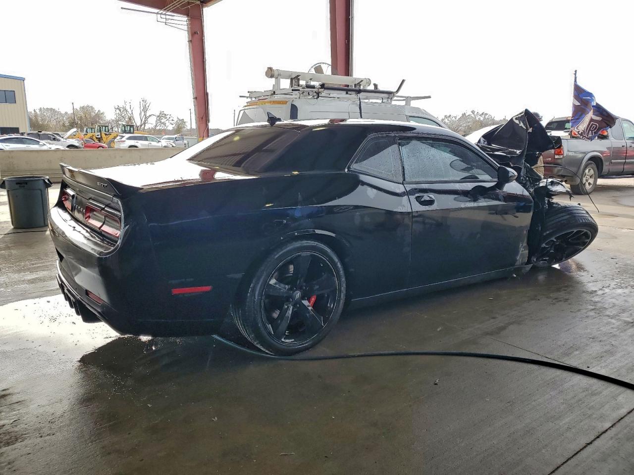 2016 DODGE CHALLENGER R photo 3