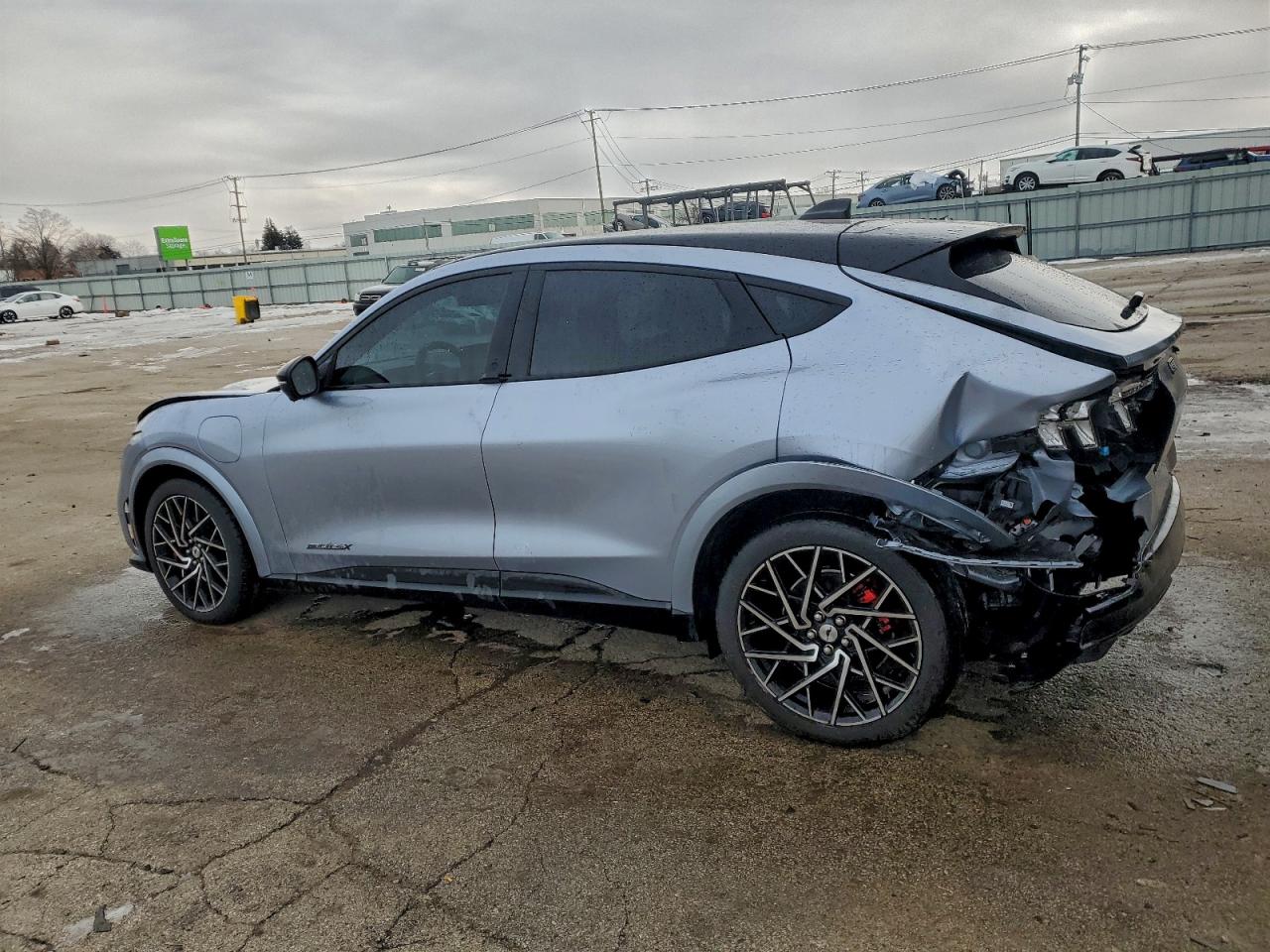 2022 FORD MUSTANG MACH-E GT photo 2