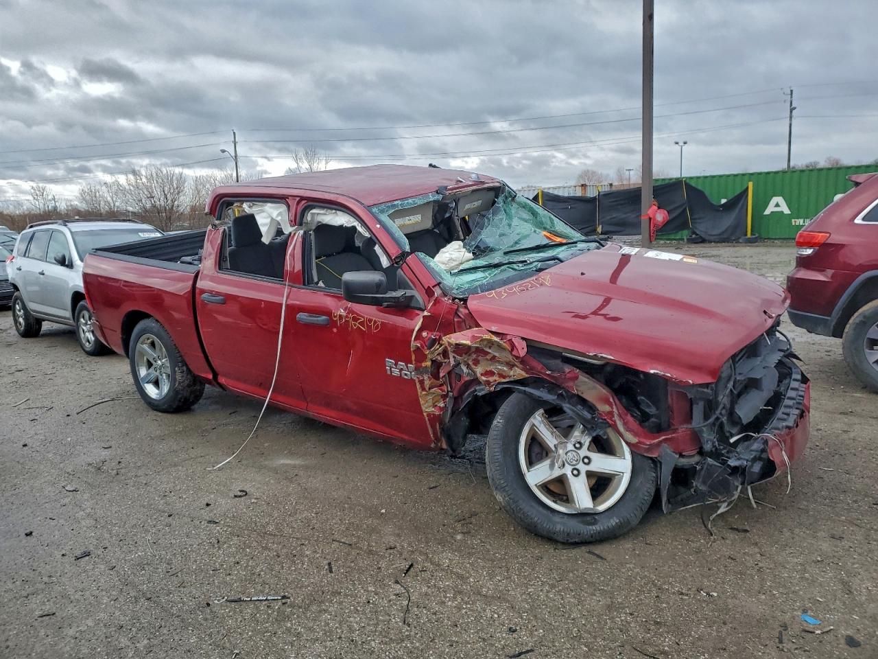 2014 RAM 1500 ST photo 4