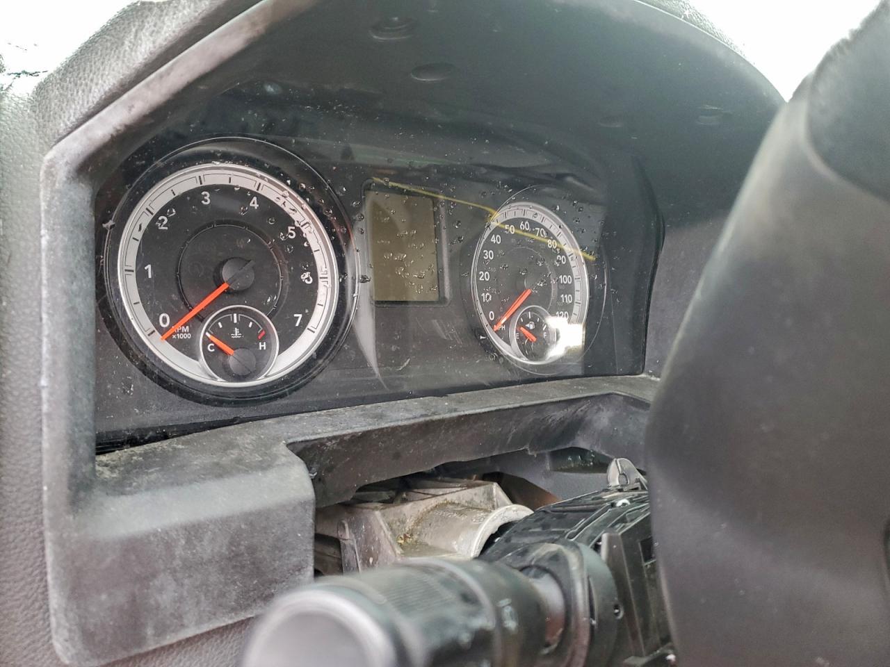 2014 RAM 1500 ST photo 9