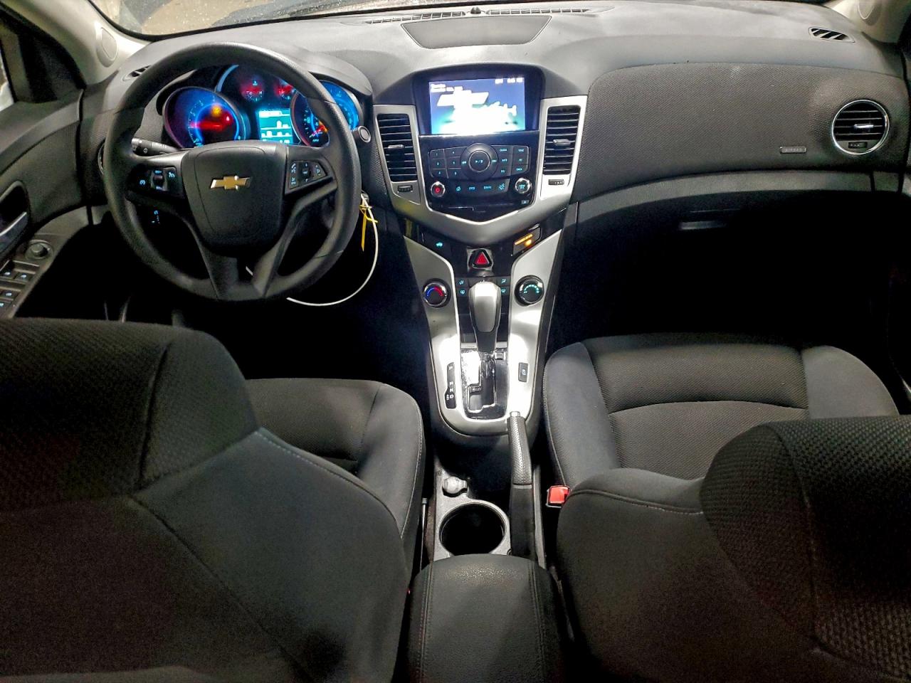 2015 CHEVROLET CRUZE LT photo 8
