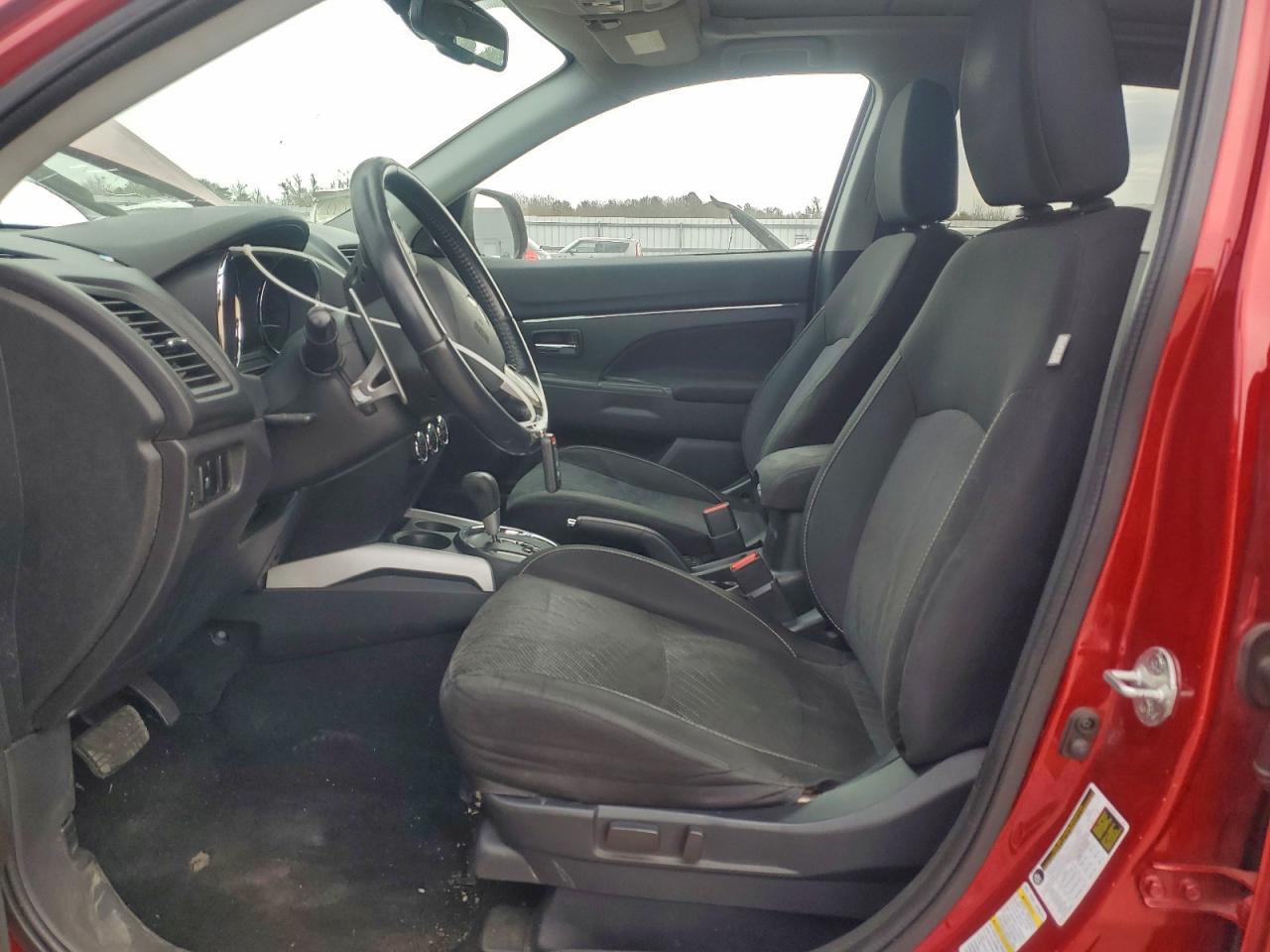 2014 MITSUBISHI OUTLANDER SPORT SE photo 7