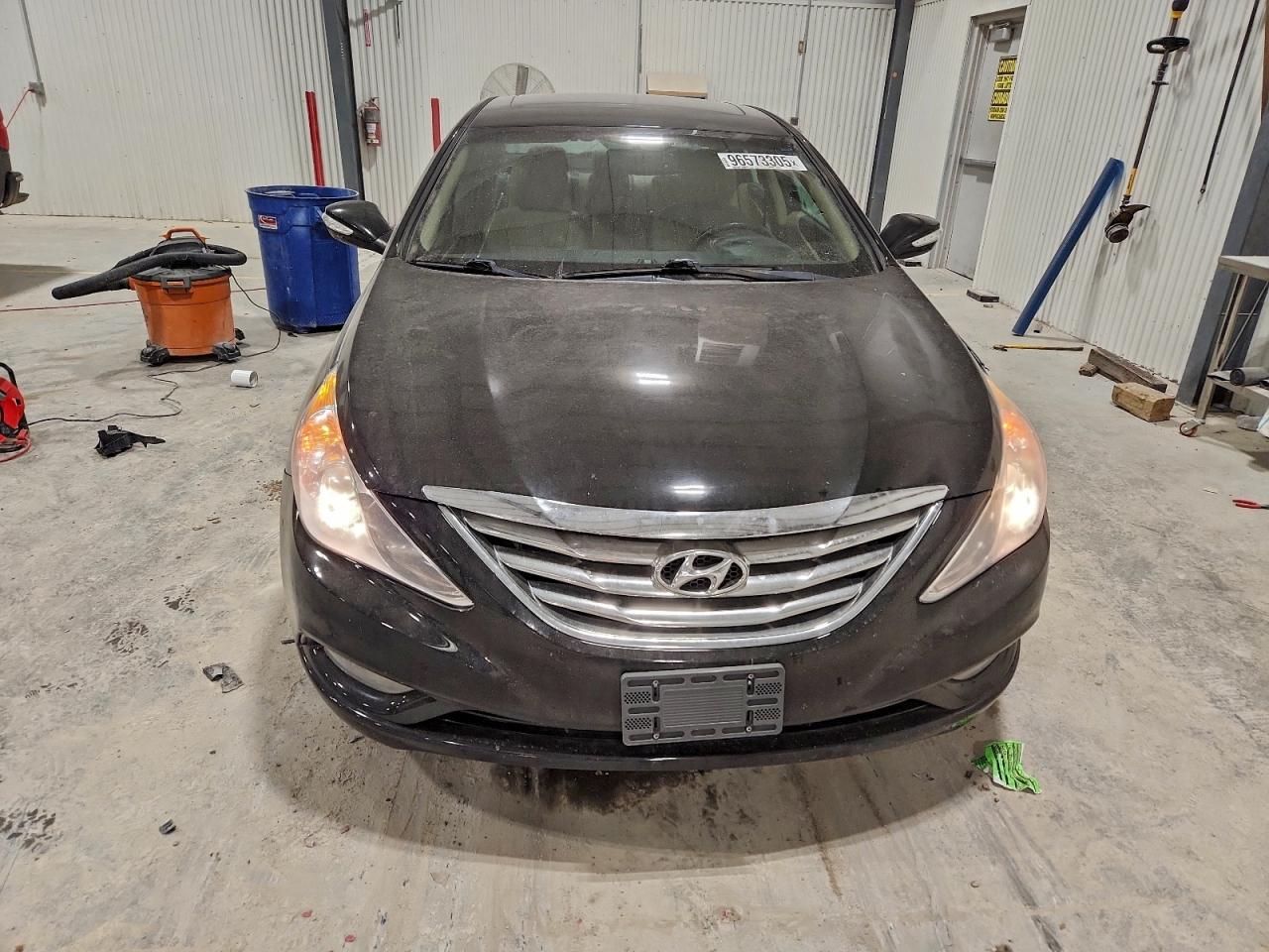 2013 HYUNDAI SONATA SE photo 5