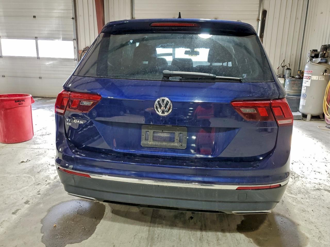 2021 VOLKSWAGEN TIGUAN SE photo 6