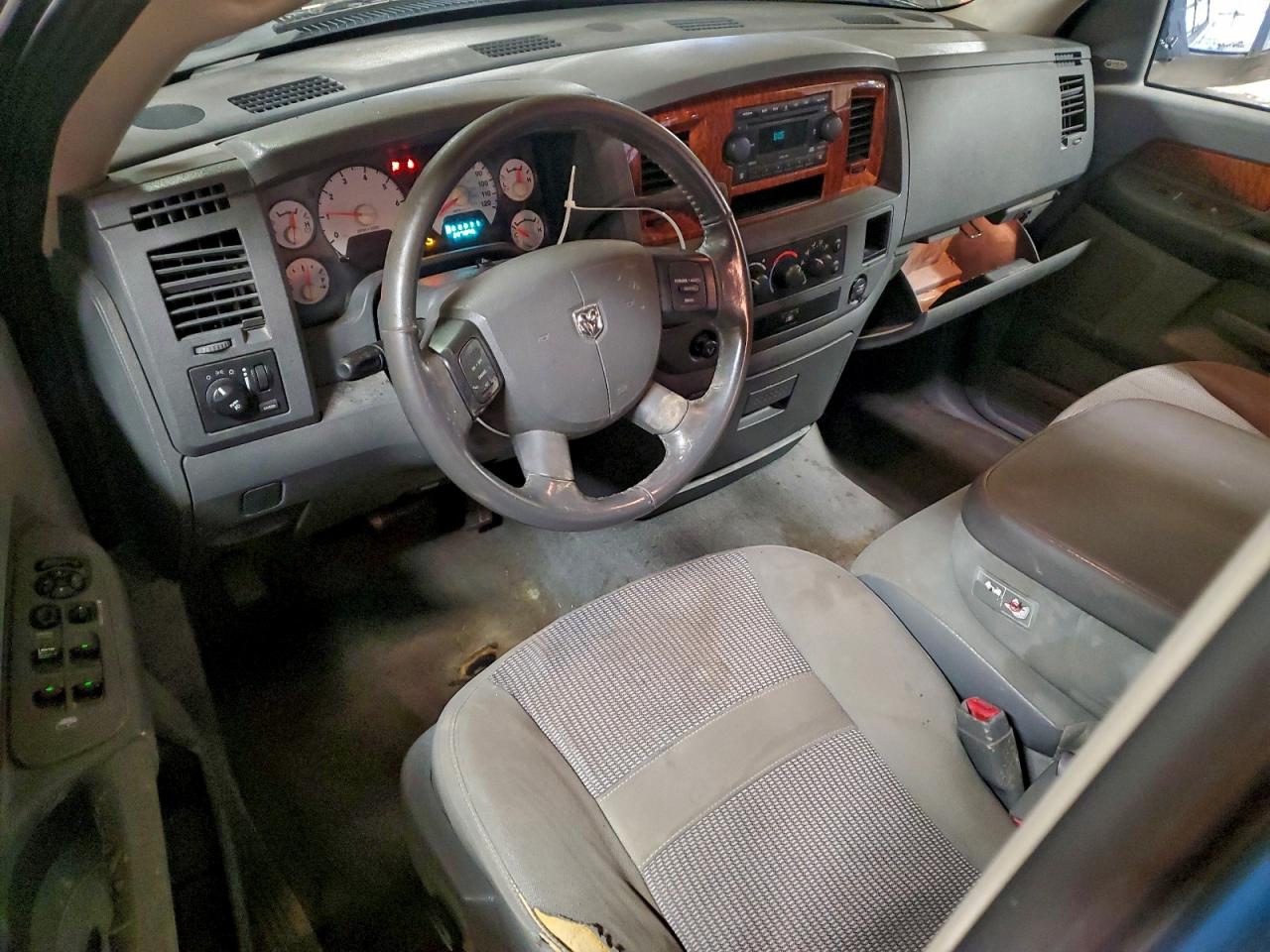 2006 DODGE RAM 1500 ST photo 8