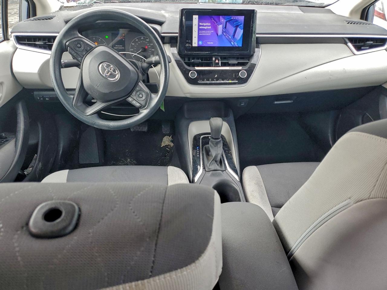 2024 TOYOTA COROLLA LE photo 8
