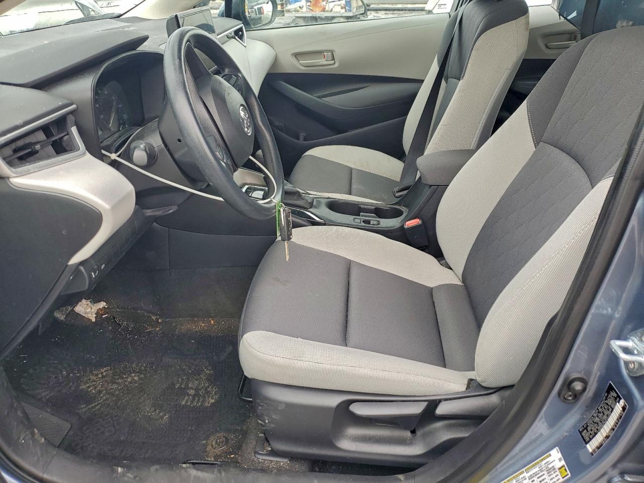 2024 TOYOTA COROLLA LE photo 7