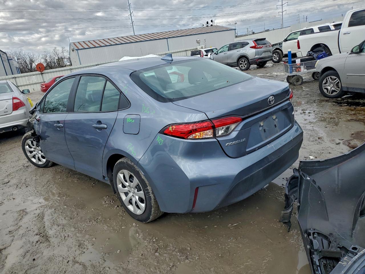 2024 TOYOTA COROLLA LE photo 2