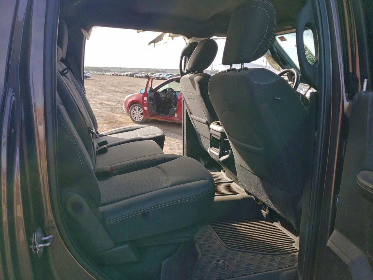 2021 RAM 3500 BIG HORN photo 6