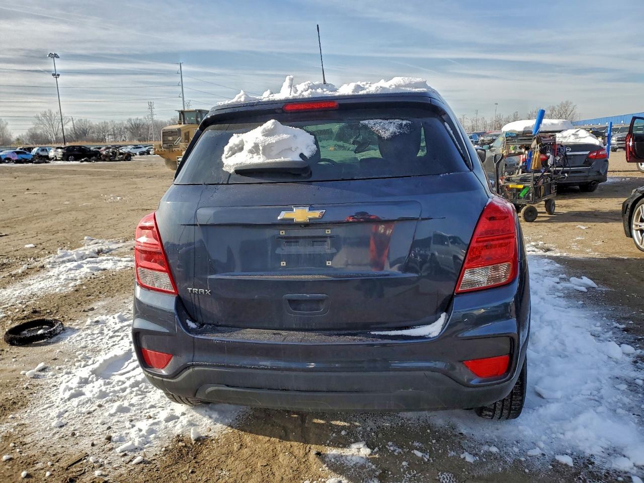 2019 CHEVROLET TRAX LS photo 6