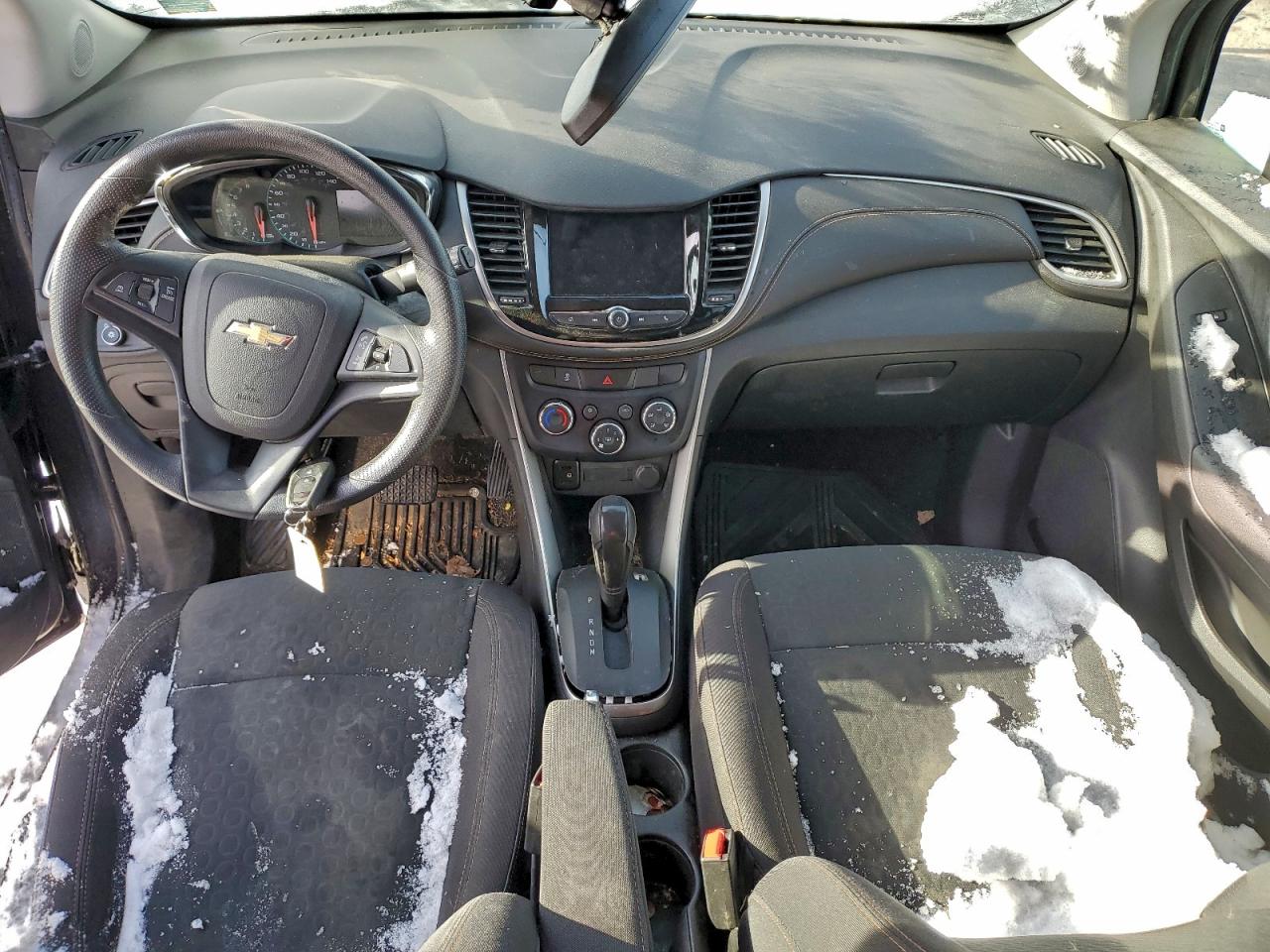 2019 CHEVROLET TRAX LS photo 8