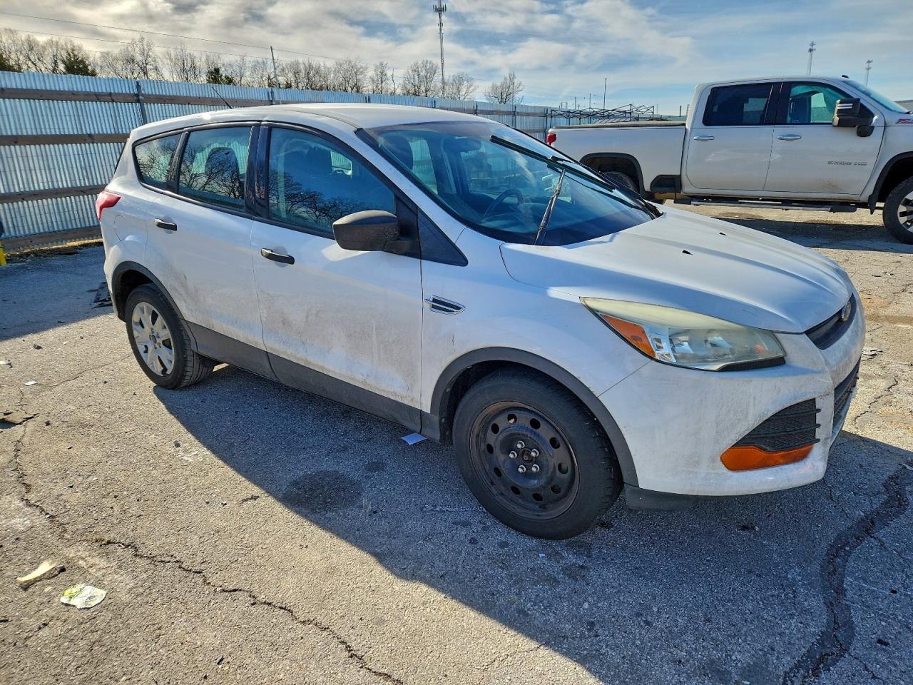 2014 FORD ESCAPE S photo 4