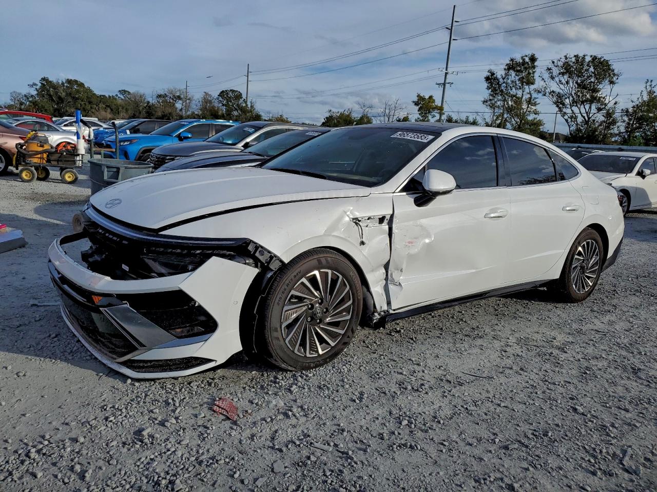 2025 HYUNDAI SONATA