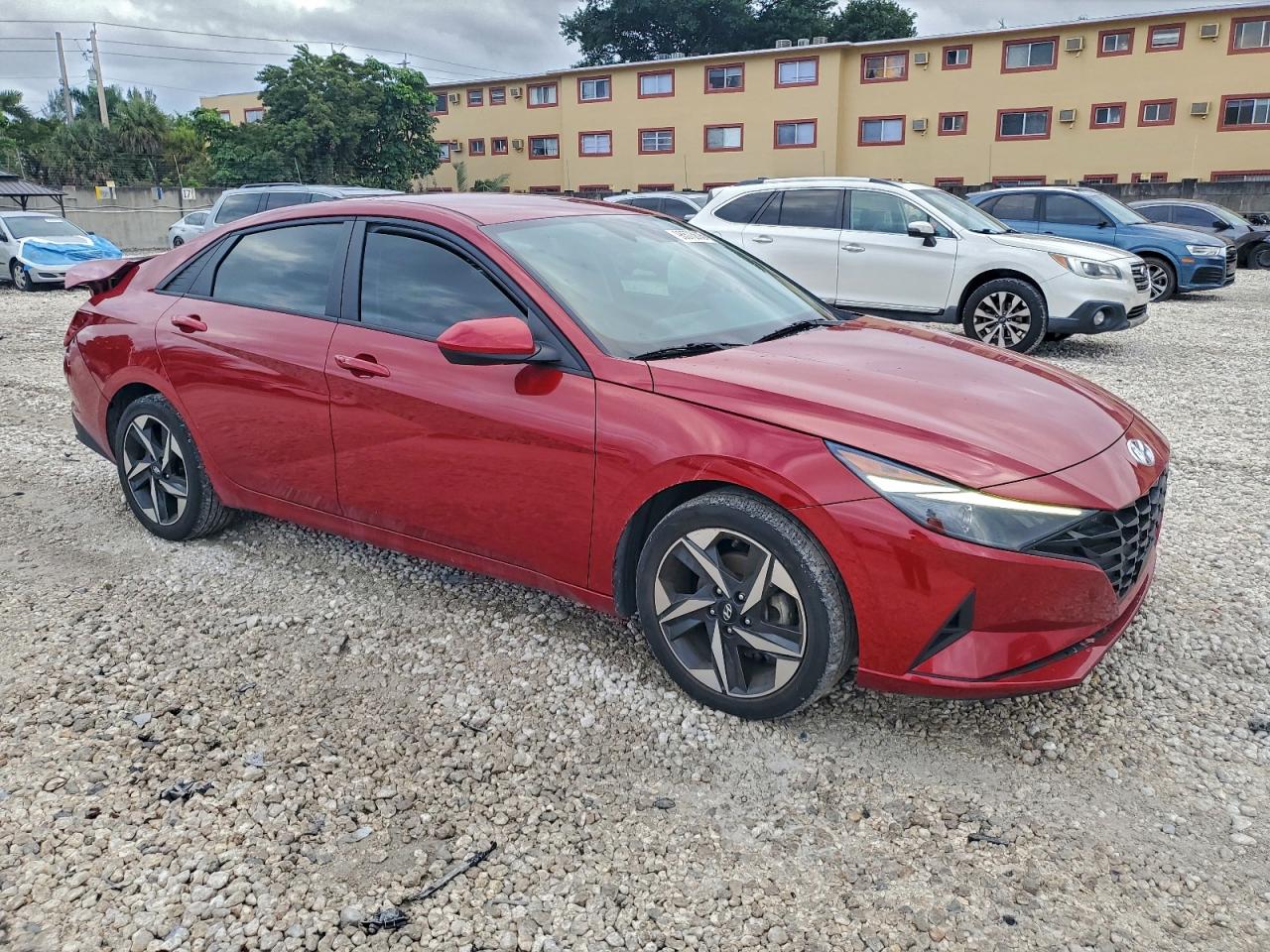 2023 HYUNDAI ELANTRA SEL photo 4