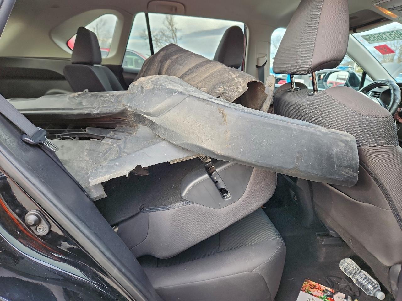 2021 TOYOTA RAV4 LE photo 11