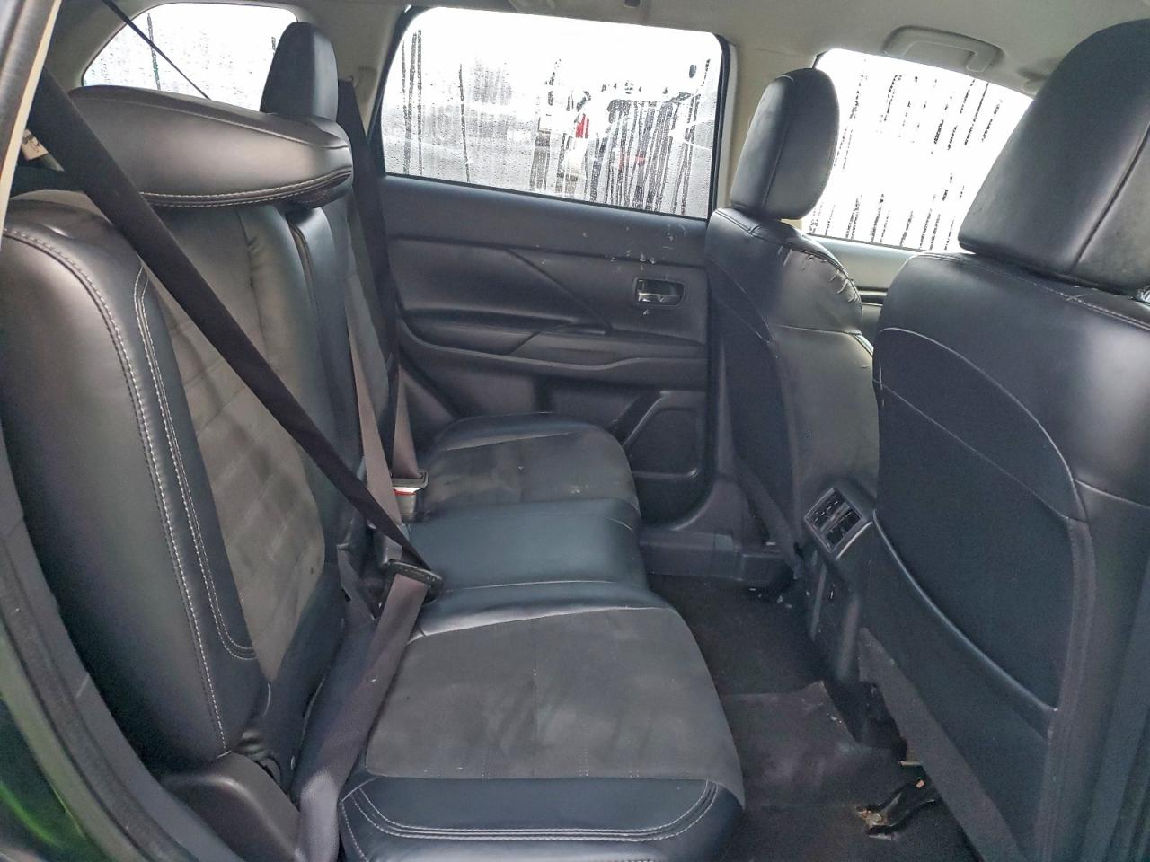2019 MITSUBISHI OUTLANDER SE photo 11