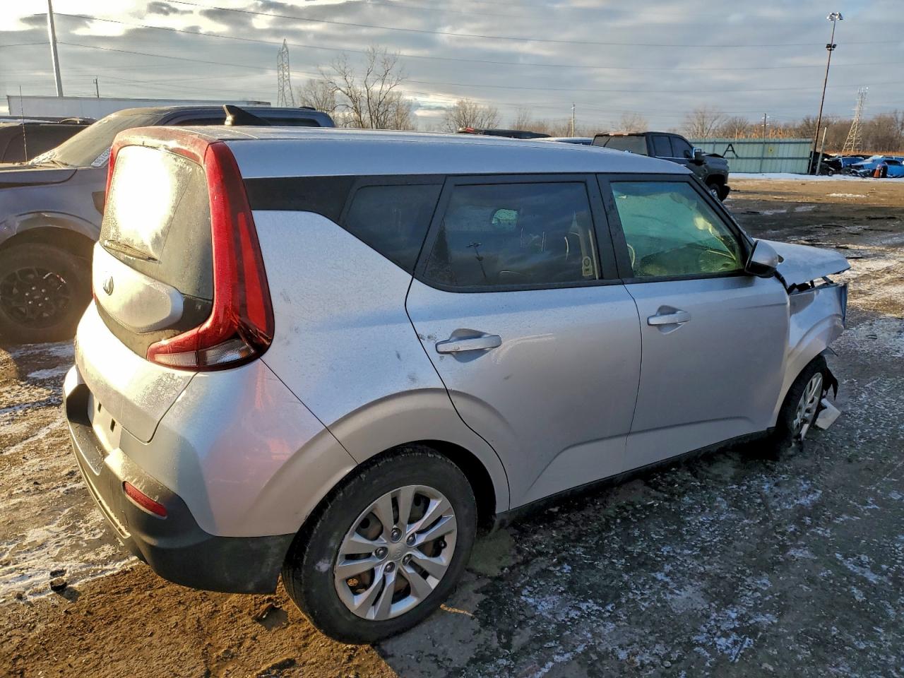 2020 KIA SOUL LX photo 3