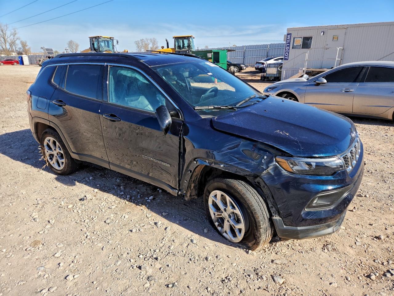 2024 JEEP COMPASS LATITUDE photo 4