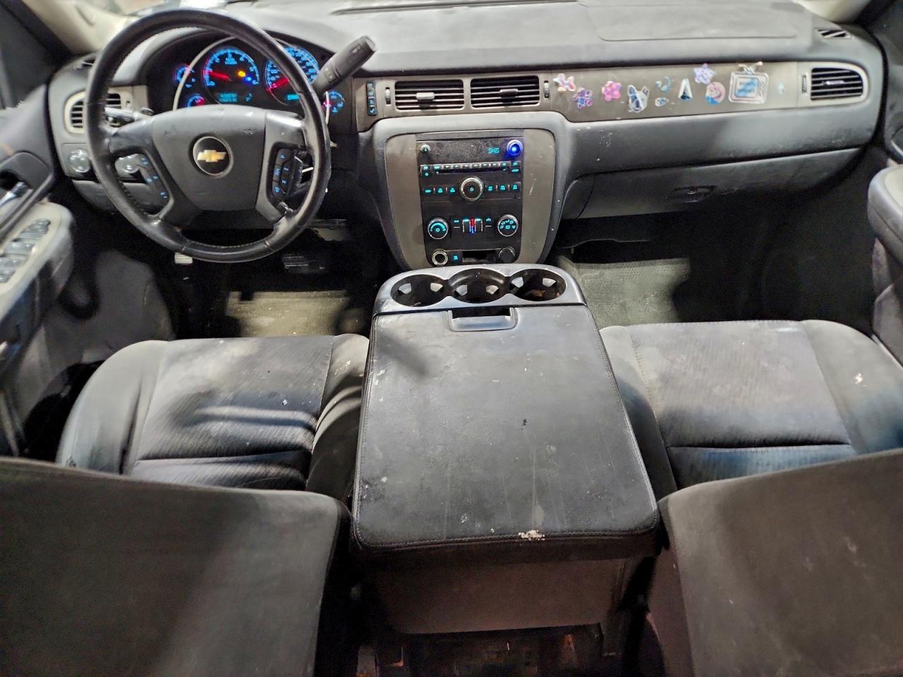 2009 CHEVROLET SUBURBAN K1500 LS photo 8