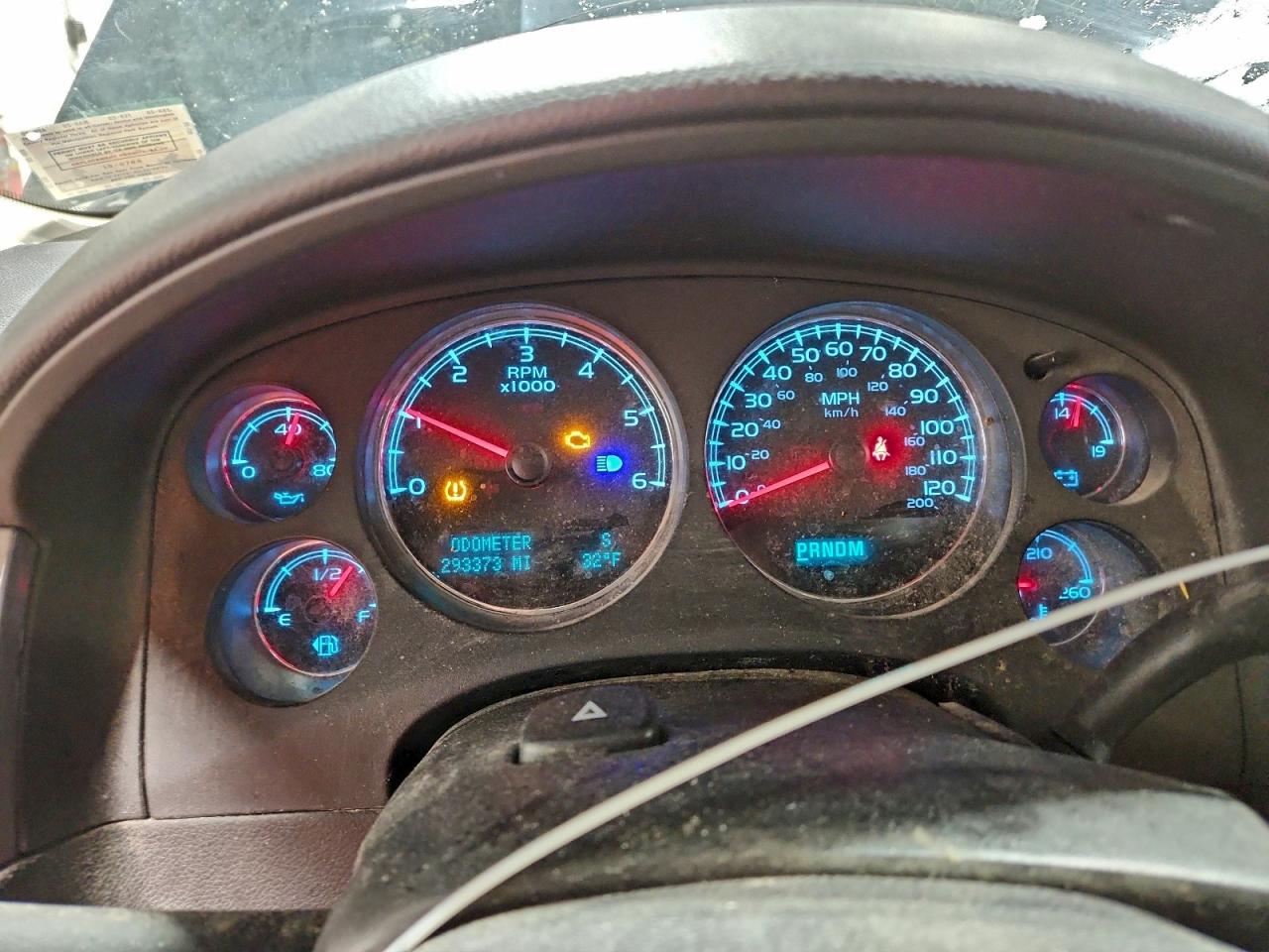2009 CHEVROLET SUBURBAN K1500 LS photo 9