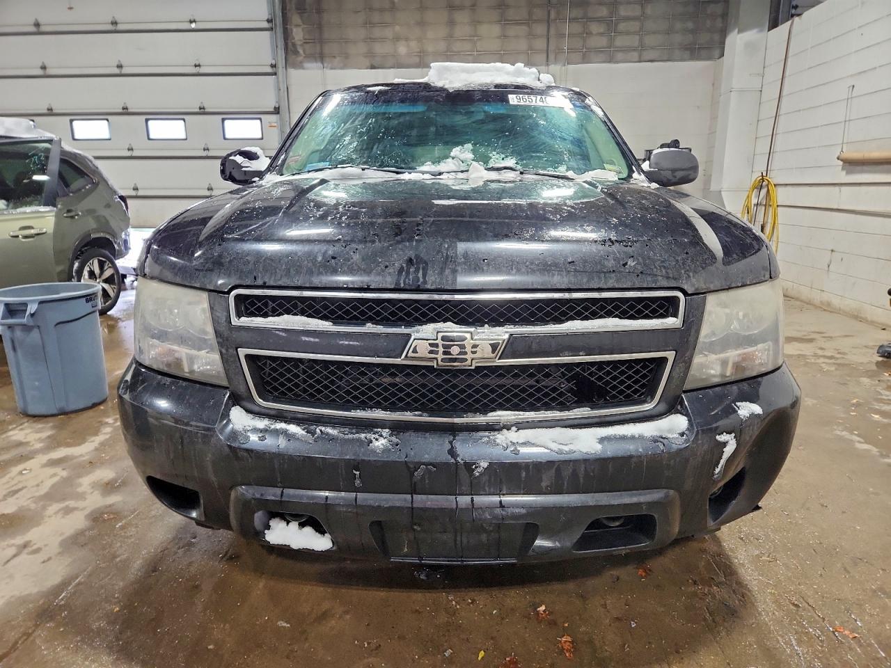 2009 CHEVROLET SUBURBAN K1500 LS photo 5