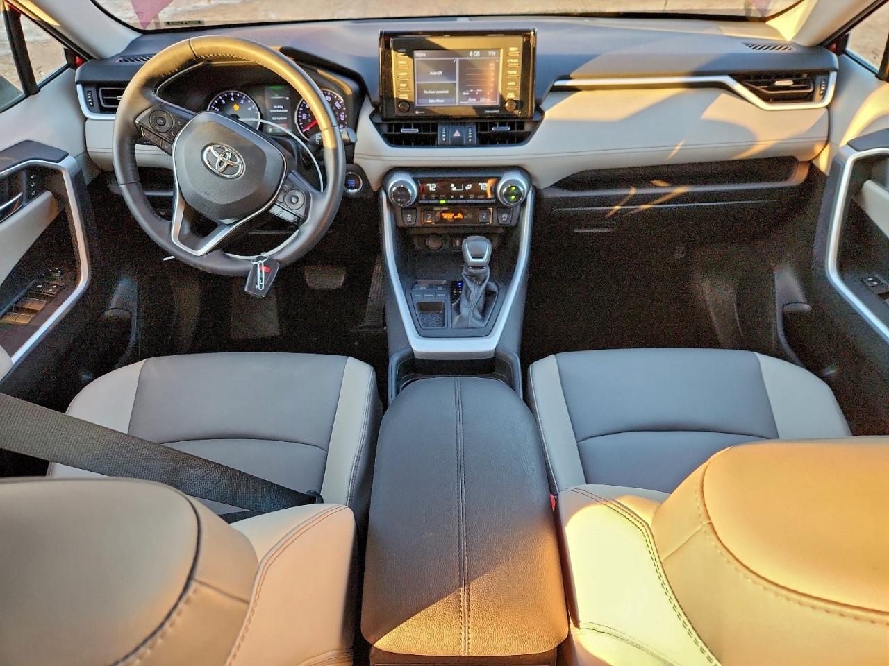 2021 TOYOTA RAV4 XLE PREMIUM photo 8