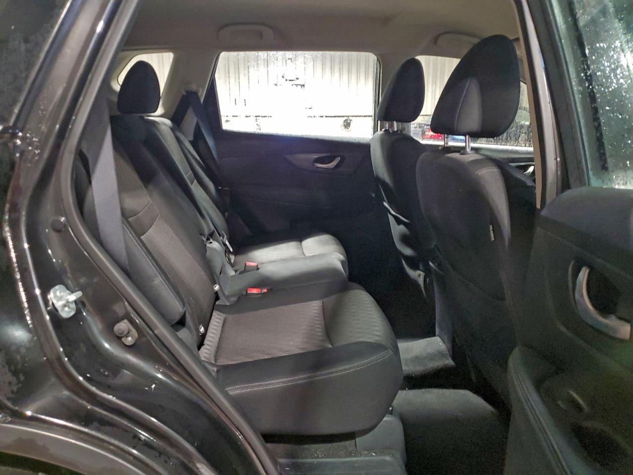 2017 NISSAN ROGUE S photo 11