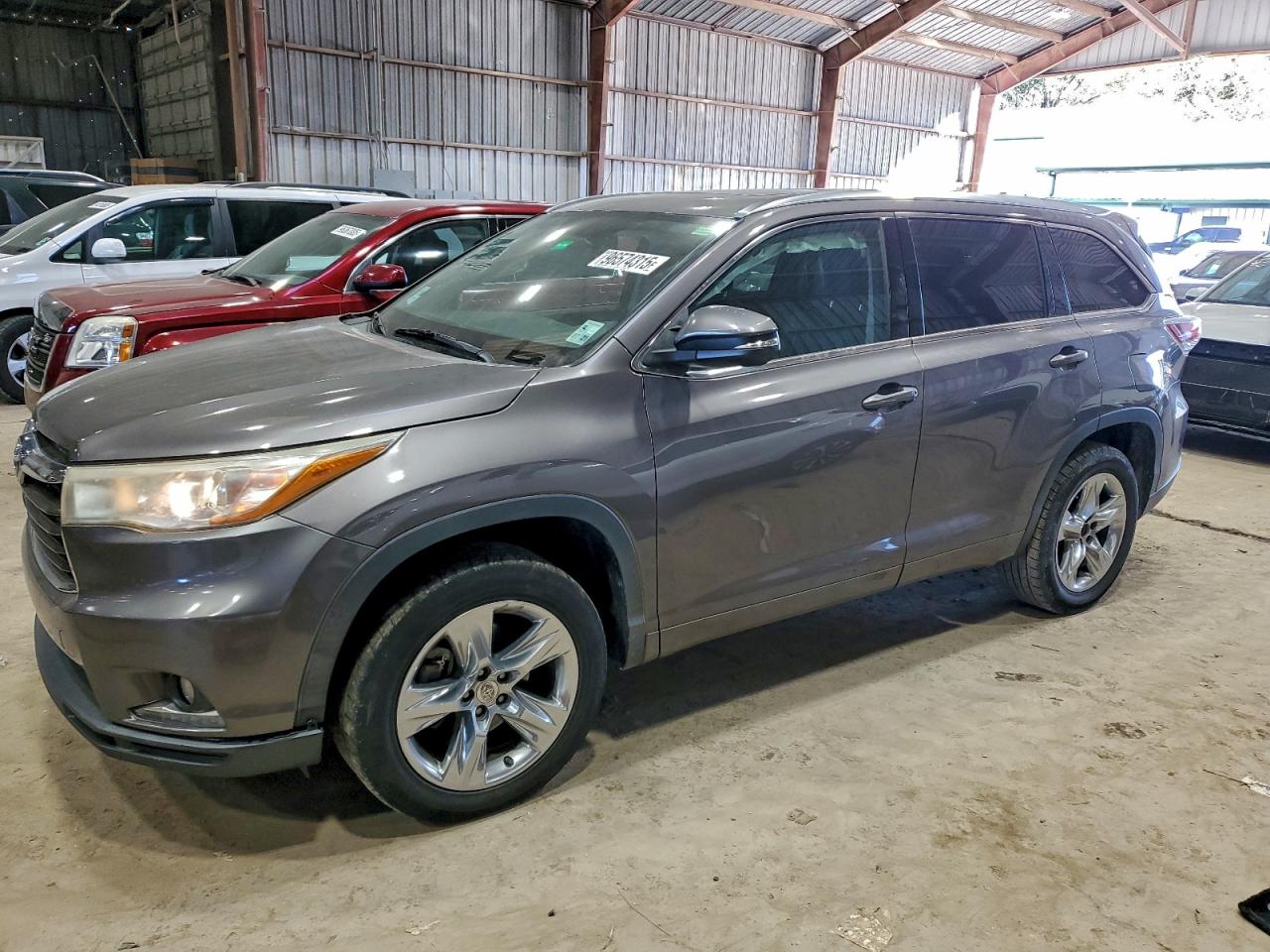 2014 TOYOTA HIGHLANDER