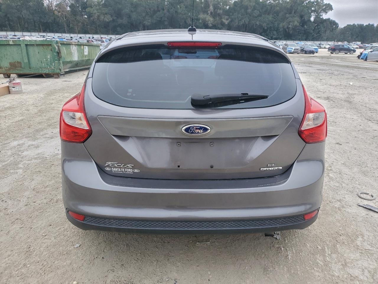 2014 FORD FOCUS SE photo 6