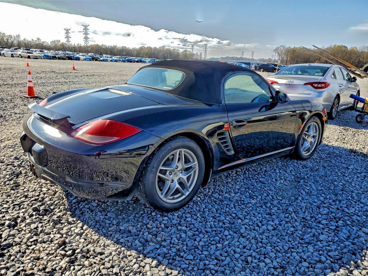 2011 PORSCHE BOXSTER photo 3