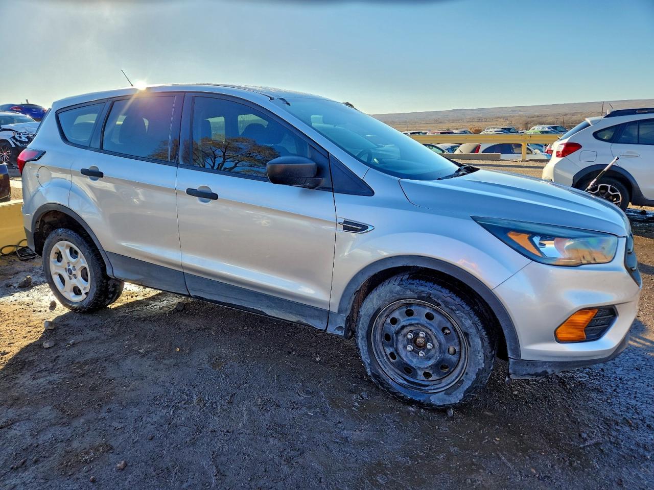 2019 FORD ESCAPE S photo 4